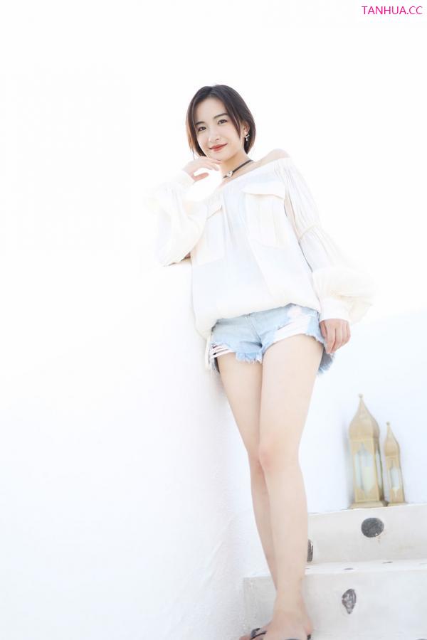 龚天艺 艺儿拿铁 [XIUREN]高清写真图 2020.01.21 艺儿拿铁第20张图片